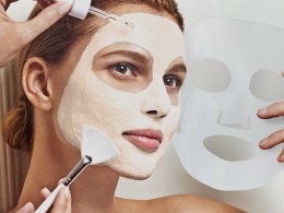 Tratamiento facial con peeling y mascarilla