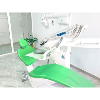 Completa higiene bucal con revisión y diagnóstico o blanqueamiento dental