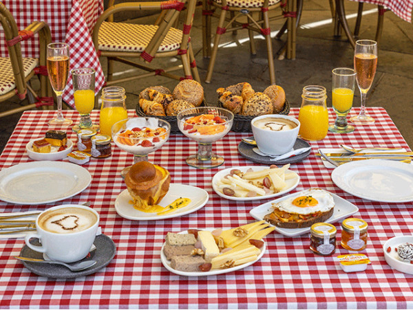 Delicioso Brunch Francés para 2 en un entorno inolvidable