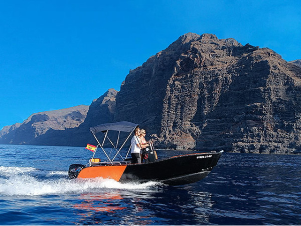 Anaga Boat - Los Gigantes