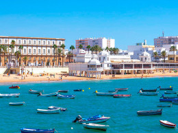 CÁDIZ: 3 noches ENERO con vuelo + hotel + autobús turístico